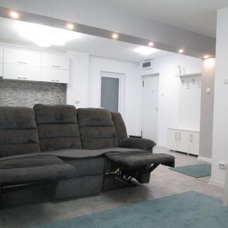Apartament Sarra Targoviste Exterior photo